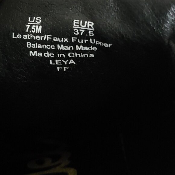Sam Edelman Women's Black Leya Pom-Pom Faux Fur-Embellished Velvet Sneaker 7.5M - Picture 13 of 16
